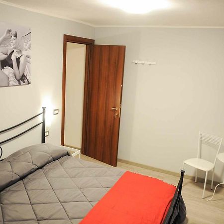 Obelisco Bed & Breakfast Napoli Bagian luar foto