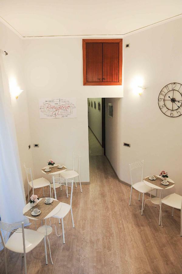 Obelisco Bed & Breakfast Napoli Bagian luar foto